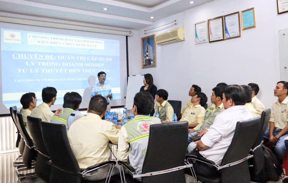 12/2019 PTCONS上的管理培訓計劃