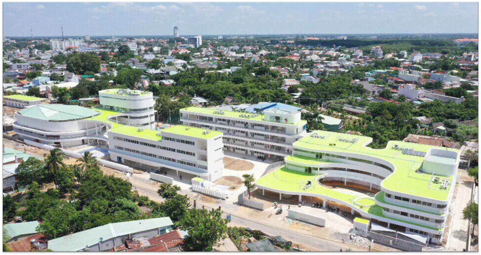 TRƯỜNG MẦM NON – TIỂU HỌC – THCS – THPT CHẤT LƯỢNG CAO ÉN VÀNG