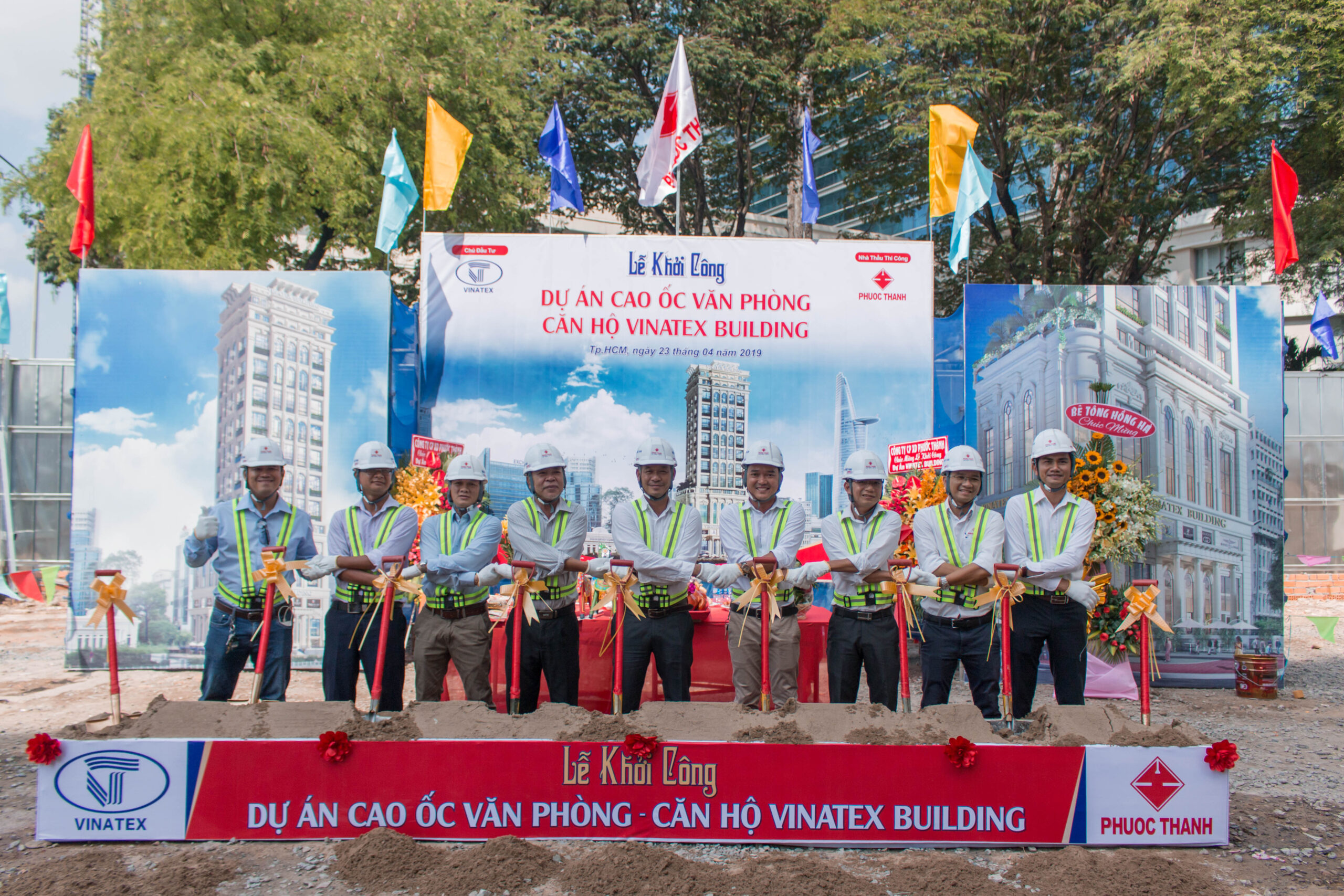 GROUND ­BREAKING CEREMONY OF OFFICE BUILDING PROJECT – APARTMENT VINATEX BUILDING