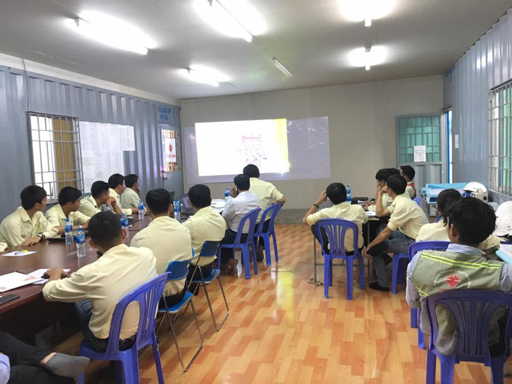 培训指导：SKY VILLAS – 第7郡 工程施工技术培训